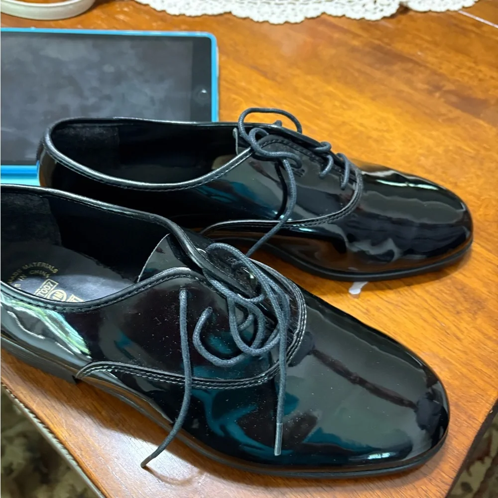 Men's Black Patent Leather Derby Shoes - Classic Lace-Up